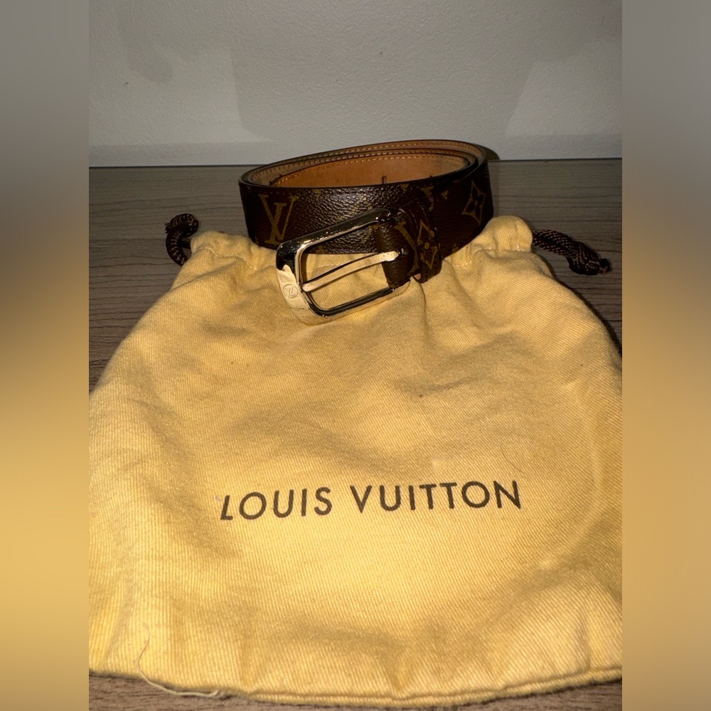 Louis Vuitton belt
